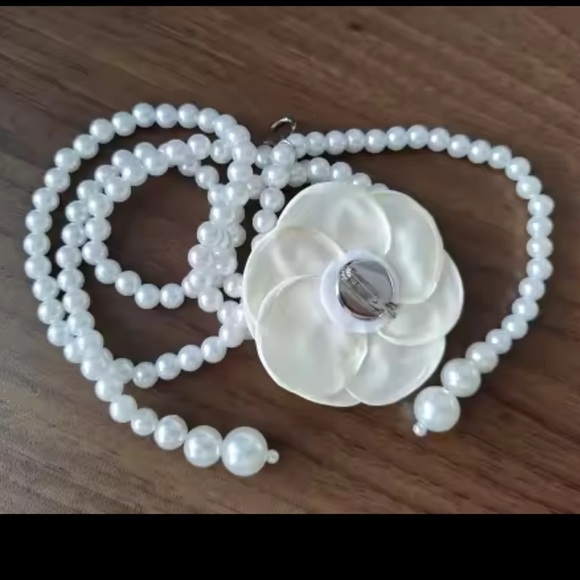 White Rose Vintage Romantic Pearl Belt main image 15